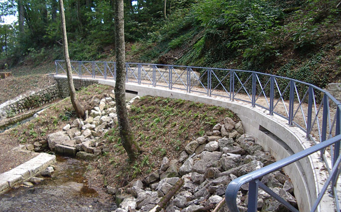 Public trail